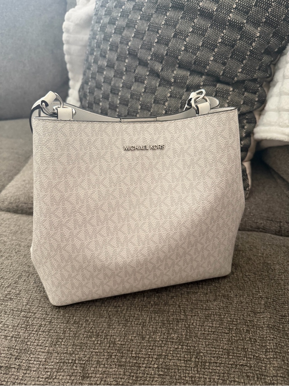 Michael Kors White and Grey Logo-Print Shoulder Bag